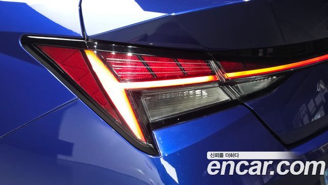 Hyundai AVANTE 2023 — photo 9