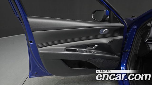 Hyundai AVANTE 2023 — photo 14