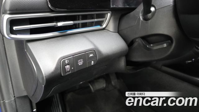 Hyundai AVANTE 2023 — photo 27