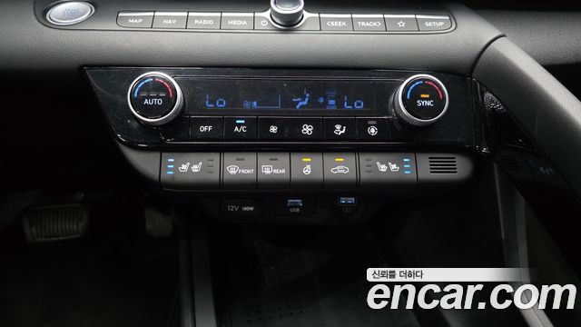 Hyundai AVANTE 2023 — photo 30