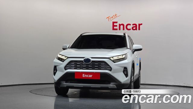 Toyota RAV4 2024 — photo 3