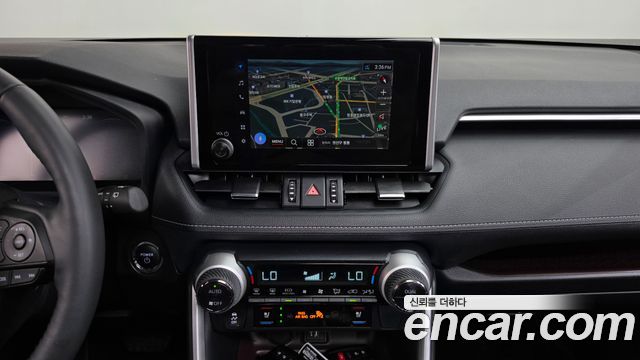 Toyota RAV4 2024 — photo 18