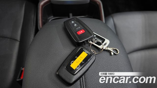 Toyota RAV4 2024 — photo 22