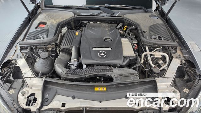 Mercedes-Benz E-Class 2017 — photo 6