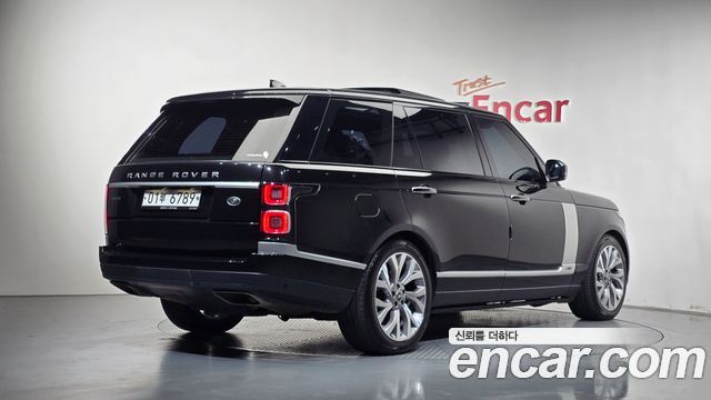 Land Rover Range Rover 2018 — photo 2