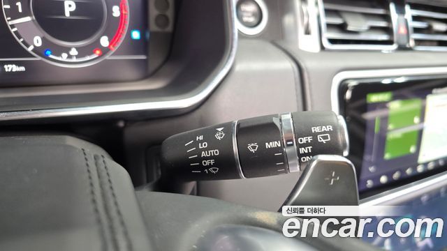 Land Rover Range Rover 2018 — photo 28