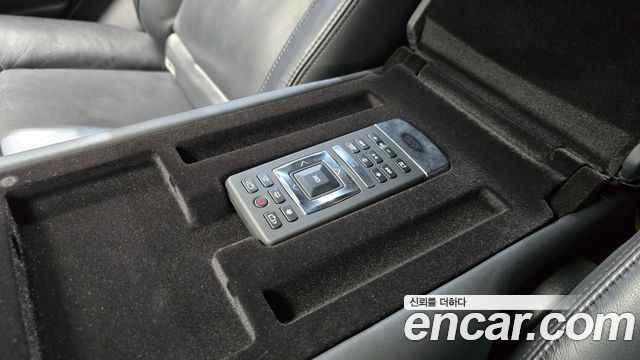 Land Rover Range Rover 2018 — photo 29