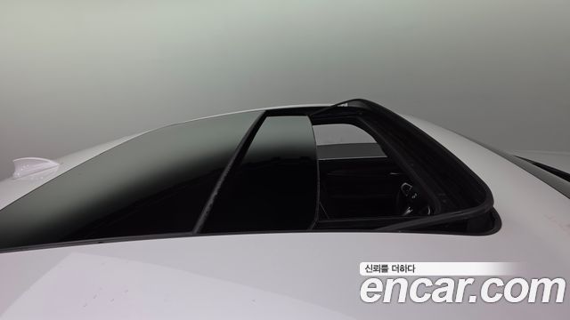 BMW Gran Turismo 2022 — photo 18