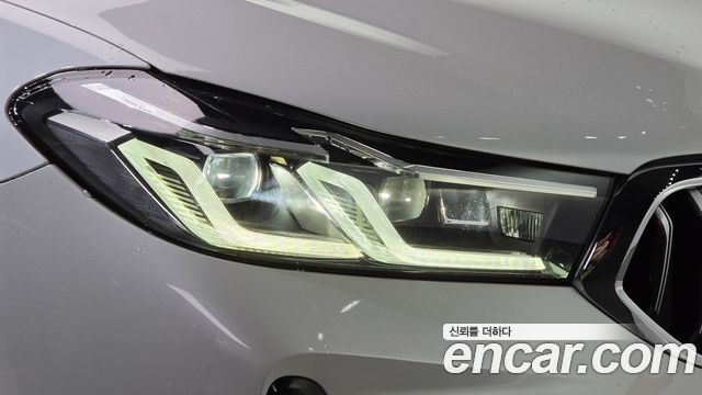 BMW Gran Turismo 2022 — photo 8