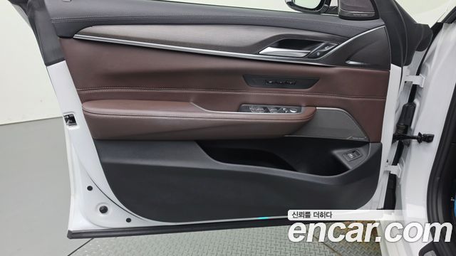 BMW Gran Turismo 2022 — photo 14
