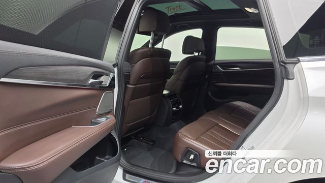 BMW Gran Turismo 2022 — photo 31