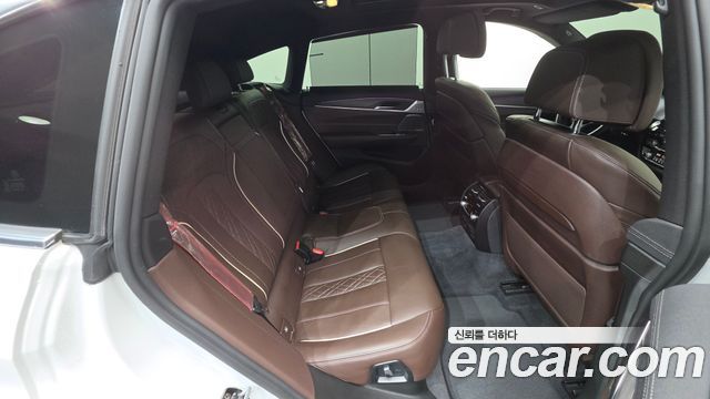 BMW Gran Turismo 2022 — photo 33