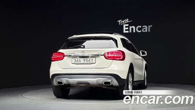 Mercedes-Benz GLA-Class 2015 — photo 4
