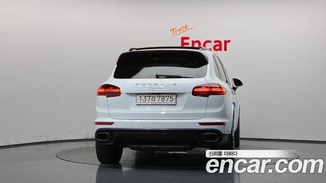 Porsche Cayenne 2017 — photo 4