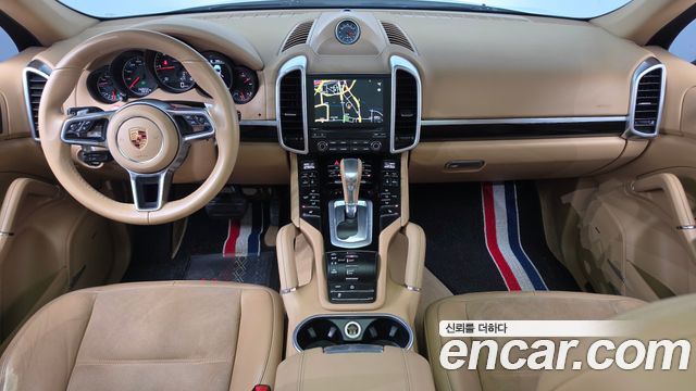 Porsche Cayenne 2017 — photo 7