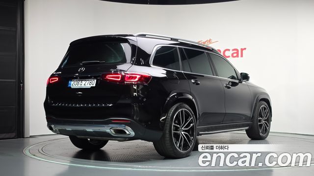 Mercedes-Benz GLS-Class 2023 — photo 2
