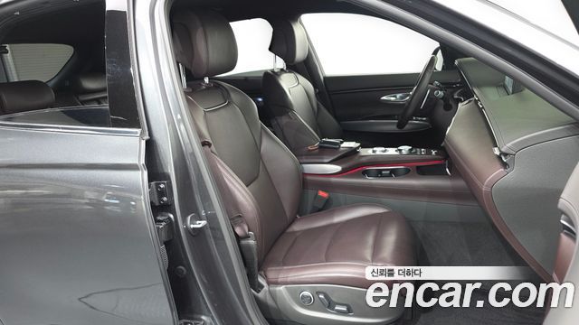 Genesis GV70 2021 — photo 17