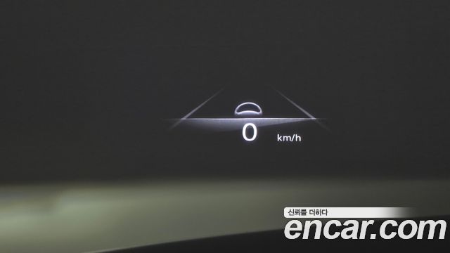 Genesis GV70 2021 — photo 23