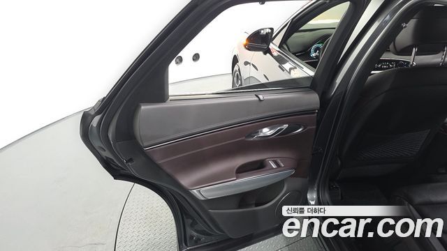 Genesis GV70 2021 — photo 15