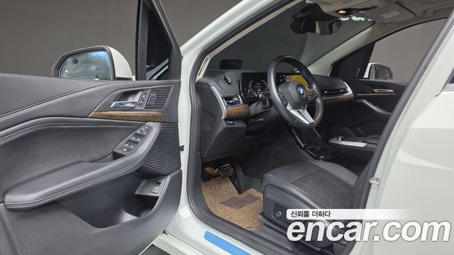 BMW 2-Series 2022 — photo 16
