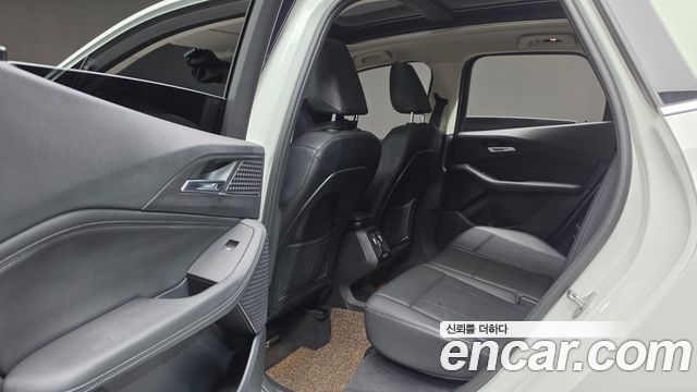 BMW 2-Series 2022 — photo 28