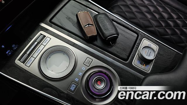 Genesis GV80 2020 — photo 9