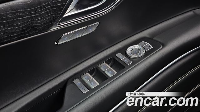 Genesis GV80 2020 — photo 16