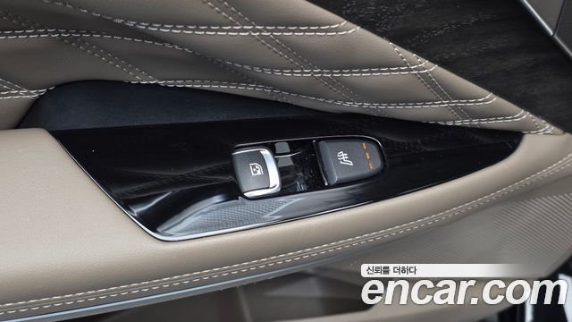 Kia K8 2023 — photo 28