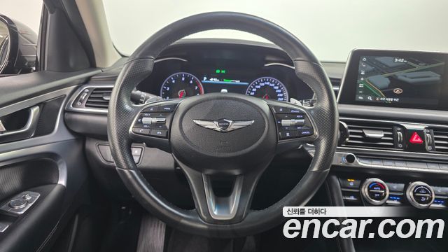 Genesis G70 2019 — photo 13