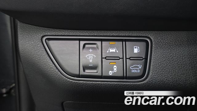 Genesis G70 2019 — photo 20