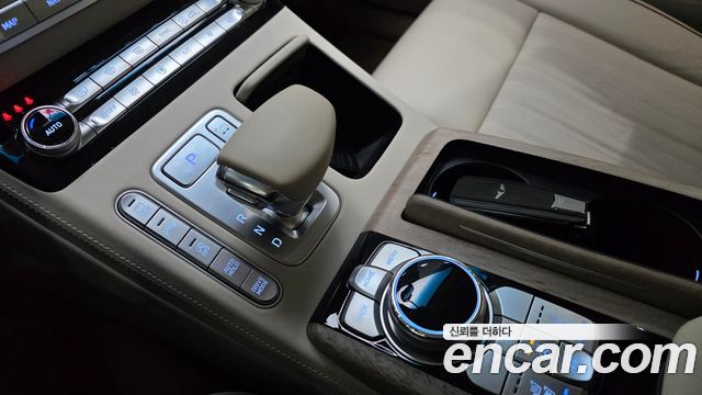 Genesis G90 2021 — photo 9