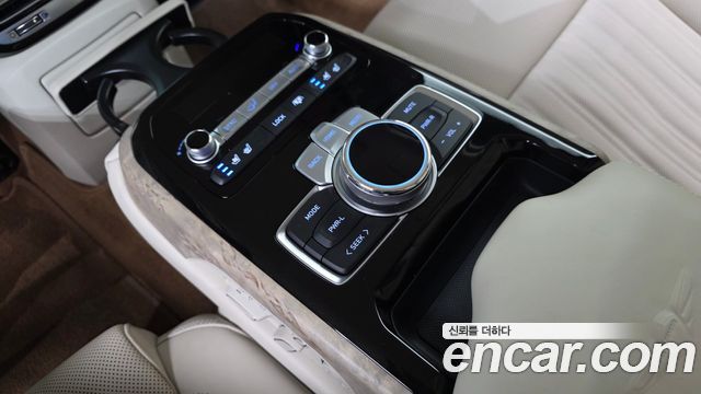 Genesis G90 2021 — photo 19