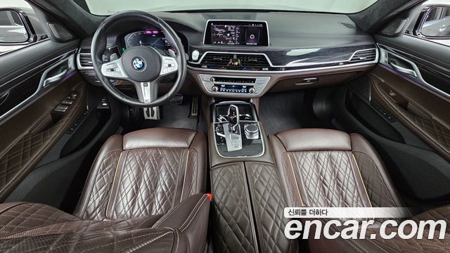 BMW 7-Series 2021 — photo 7