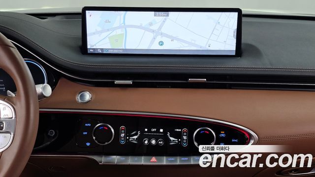 Genesis GV70 2022 — photo 20