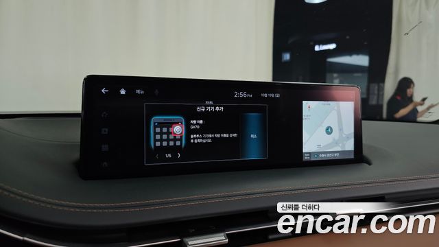 Genesis GV70 2022 — photo 35