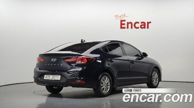 Hyundai AVANTE 2019 — photo 2
