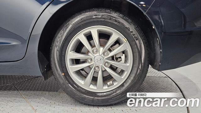 Hyundai AVANTE 2019 — photo 7