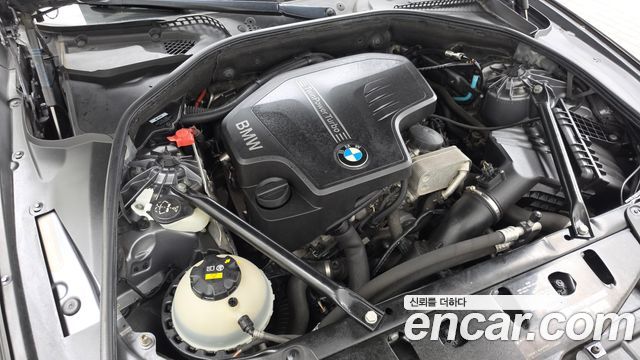 BMW 5-Series 2016 — photo 6