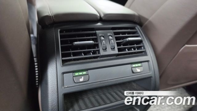 BMW 5-Series 2016 — photo 19