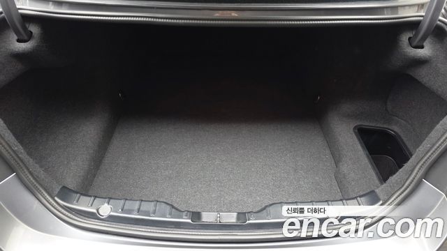 BMW 5-Series 2016 — photo 20