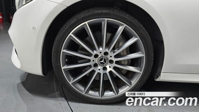 Mercedes-Benz E-Class 2019 — photo 5