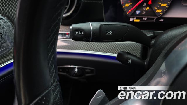 Mercedes-Benz E-Class 2019 — photo 25