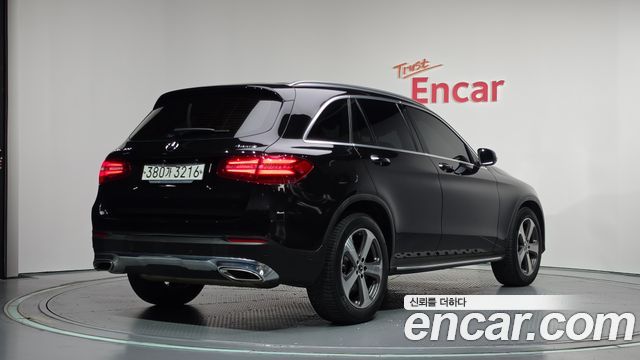 Mercedes-Benz GLC-Class 2019 — photo 2