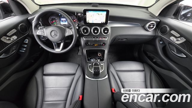 Mercedes-Benz GLC-Class 2019 — photo 10