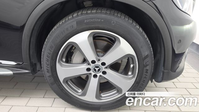Mercedes-Benz GLC-Class 2019 — photo 7