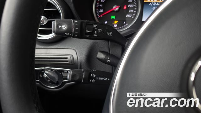 Mercedes-Benz GLC-Class 2019 — photo 29