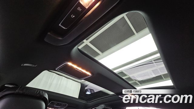 Mercedes-Benz S-Class 2018 — photo 23