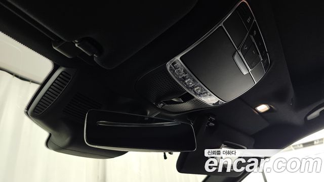 Mercedes-Benz S-Class 2018 — photo 28