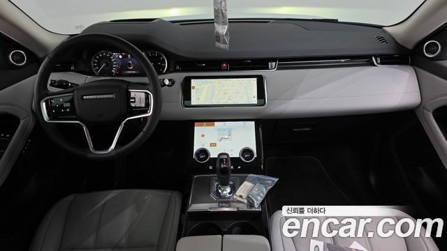 Land Rover Range Rover Evoque 2023 — photo 10