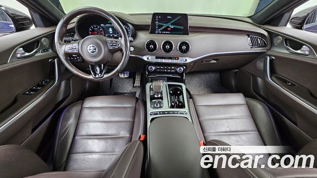 Kia Stinger 2019 — photo 10